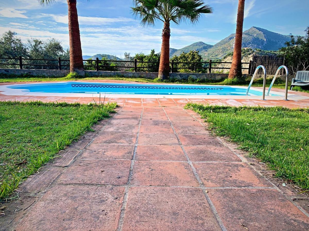 Vivelorural Casa Y Piscina En Zahara De La Sierra Exterior foto